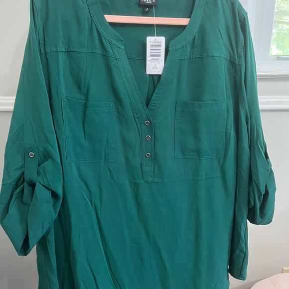 Torrid 3/4 Sleeve Harper Blouse - Picture 3 of 3
